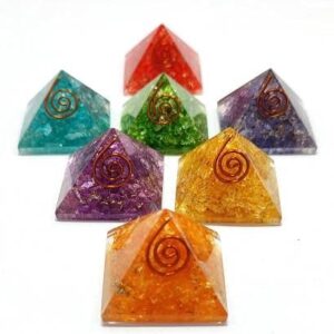 set of 7 pcs seven chakra orgone crystal pyramid
